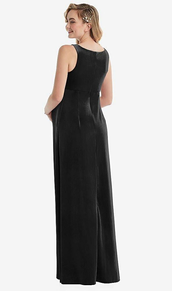 Back View - Black V-Neck Closed-Back Velvet Maternity Dress with Pockets