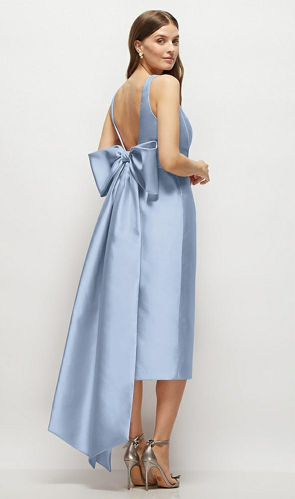 Back View - Cloudy Scoop Neck Corset Satin Midi Dress with Floor-Length Bow Tails